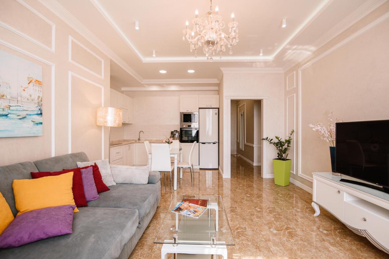 키예프 Luxury For Business & Pleasure Royal 1 아파트 외부 사진