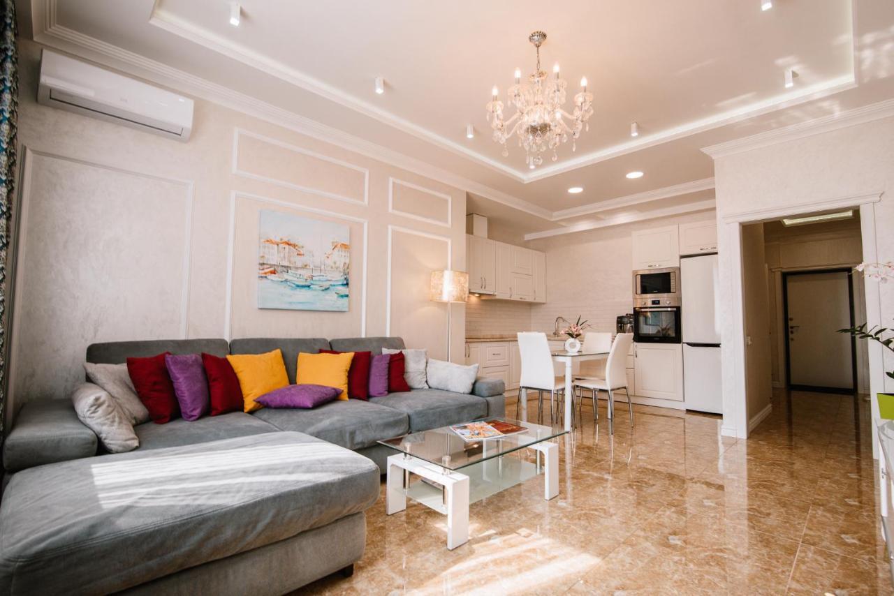 키예프 Luxury For Business & Pleasure Royal 1 아파트 외부 사진